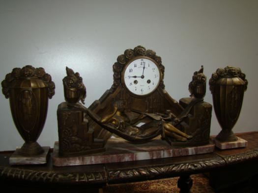 Prodej starožitných hodin - hodiny-art-deco
